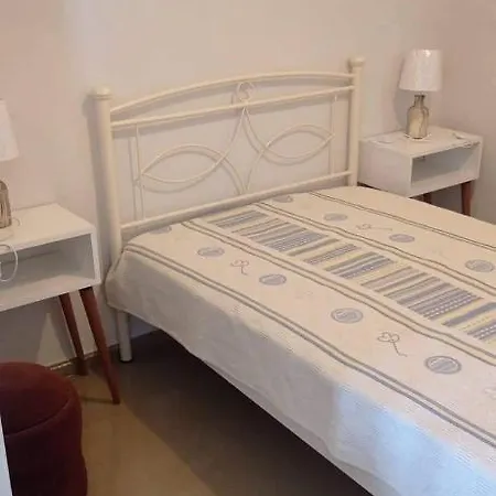 Traditional Seamanshouse Kochilos