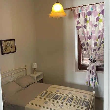 Traditional Seamanshouse Kochilos