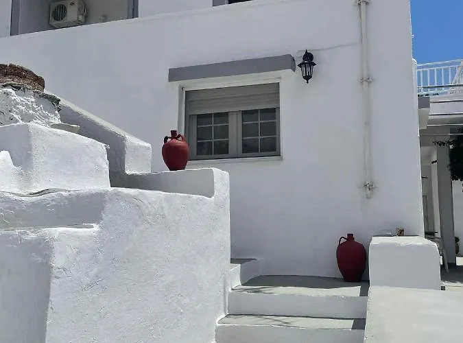 Traditional Seamanshouse Kochilos *